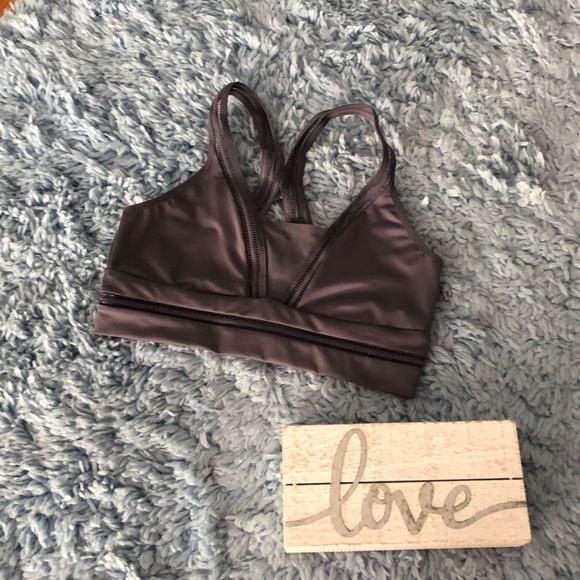 Like new Victoria’s Secret sports bra - Picture 2 of 7
